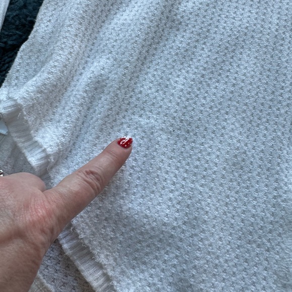 Free People Leo Henley Tee, size L, used condition - Picture 6 of 9